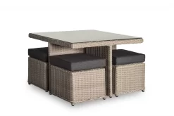 Derby Tafel Incl 4x Pouf